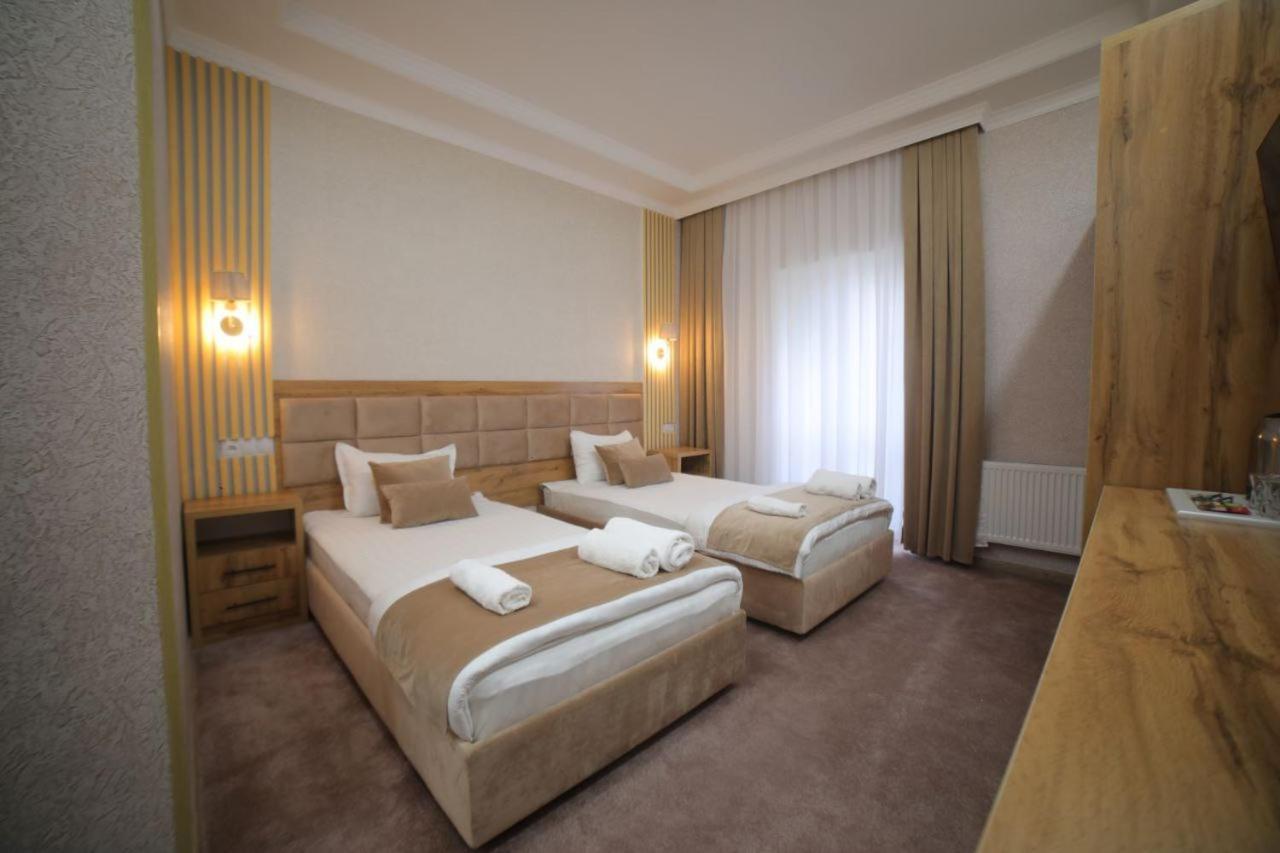 Hotel Tinchlik Plaza Urgench Exteriör bild